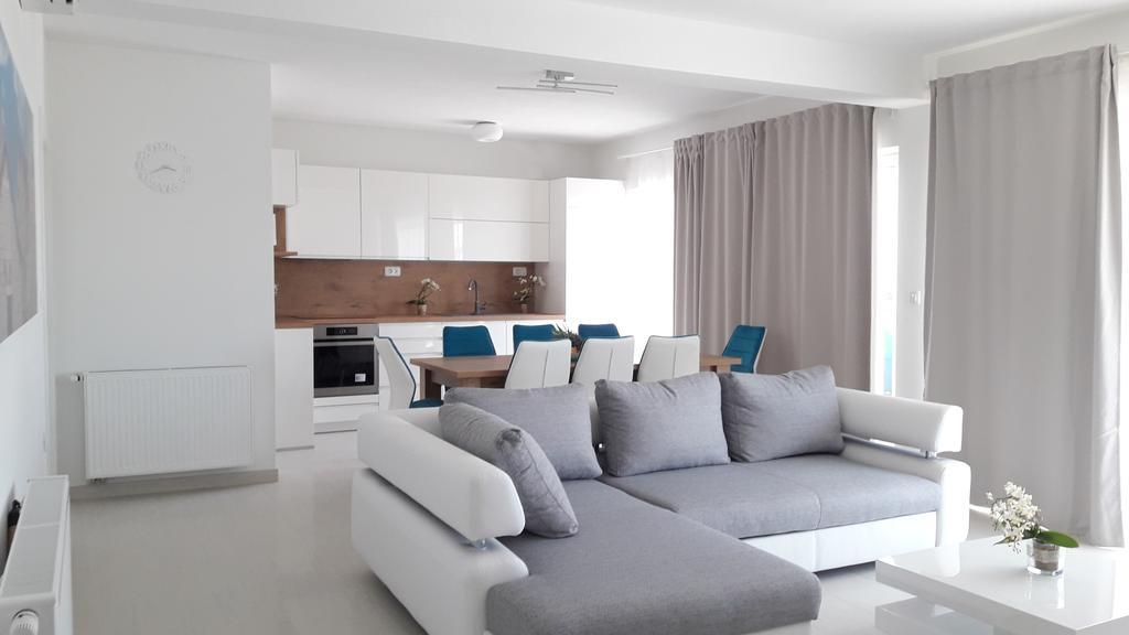 Villa-Apartments Karmel Kaštela Eksteriør bilde